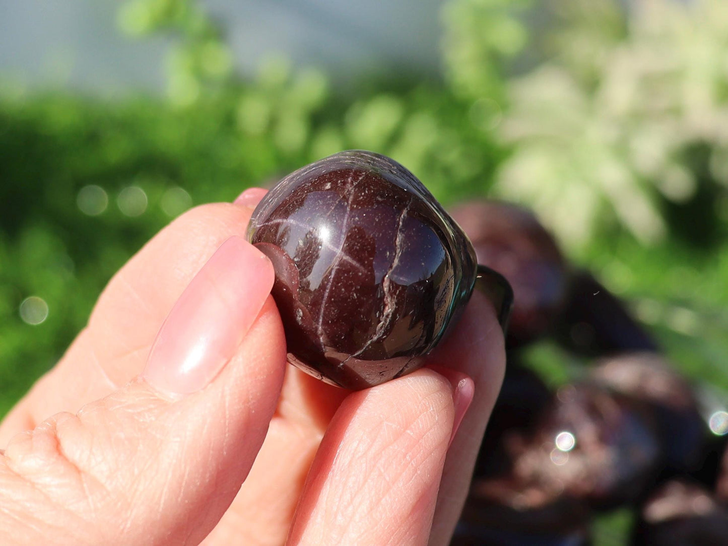 Red Star Garnet Tumbled Stone