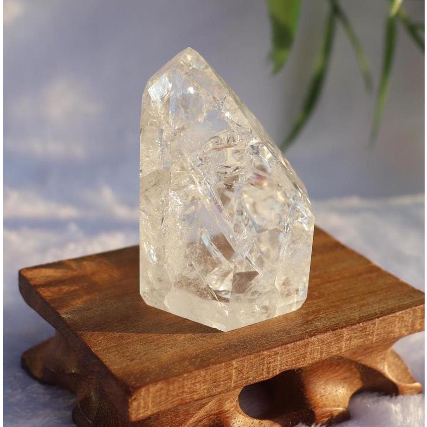 Crackle Quartz Point - Crown Chakra