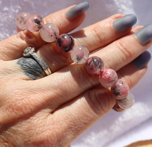 Icy Rhodonite Beaded Stretch Bracelet 10 mm, Rhodonite in Quartz