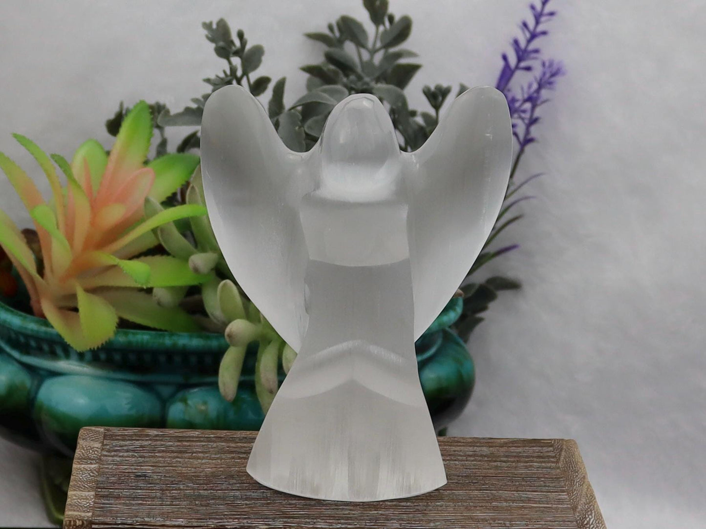 Selenite Angel – Hand-Carved Crystal Guardian for Peace, Protection & Spiritual Connection