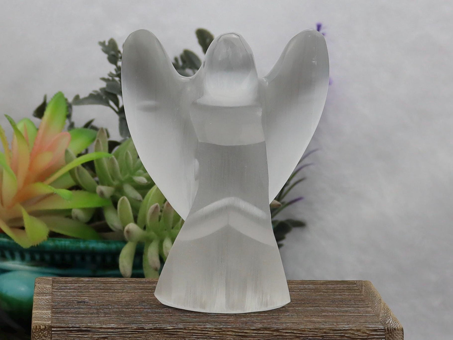 Selenite Angel – Hand-Carved Crystal Guardian for Peace, Protection & Spiritual Connection